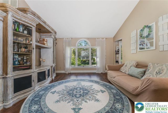 3820 Cypress Lane, Bethlehem City, PA 18020