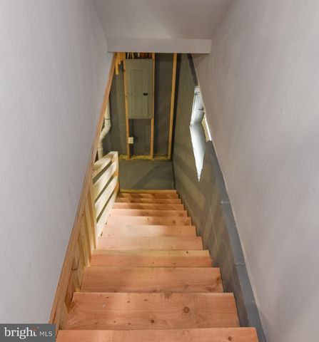 3412 FAIRVIEW RD, Gwynn Oak, MD 21207