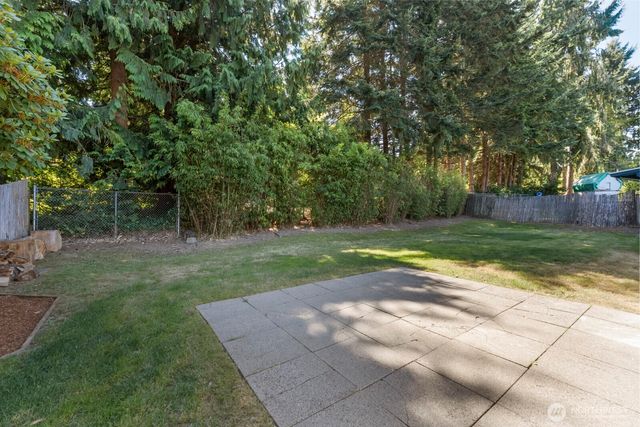 210 219th Place SW, Bothell, WA 98021