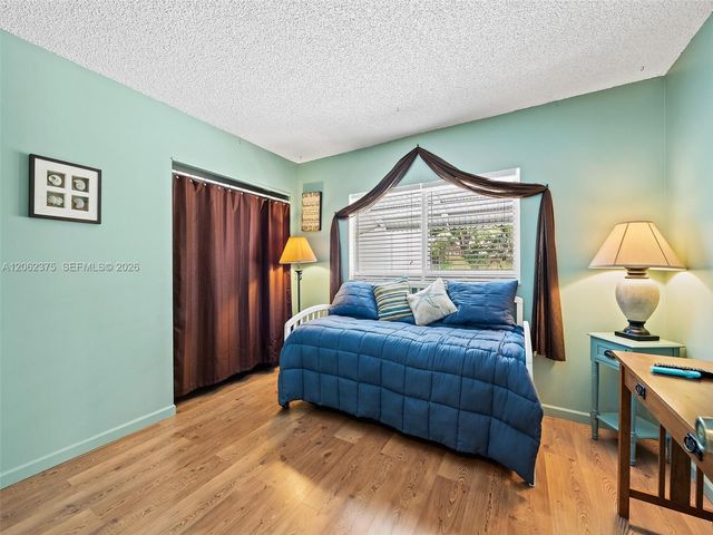 2841 NW 69th Ct, Fort Lauderdale, FL 33309