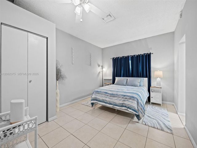2841 NW 69th Ct, Fort Lauderdale, FL 33309