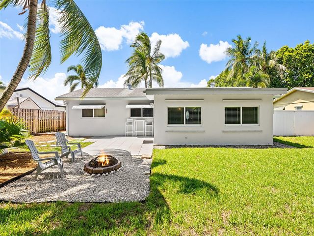 2841 NW 69th Ct, Fort Lauderdale, FL 33309
