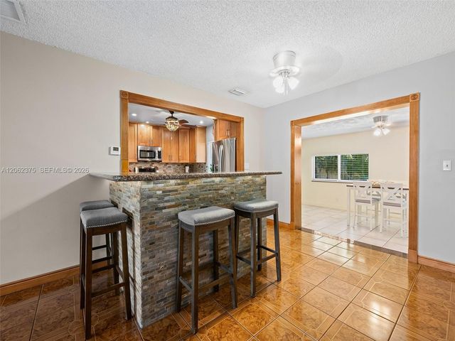2841 NW 69th Ct, Fort Lauderdale, FL 33309