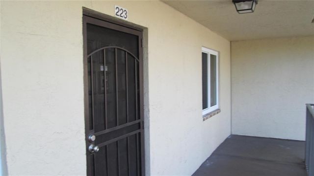 3321 NW 47th Terrace 223, Lauderdale Lakes, FL 33319