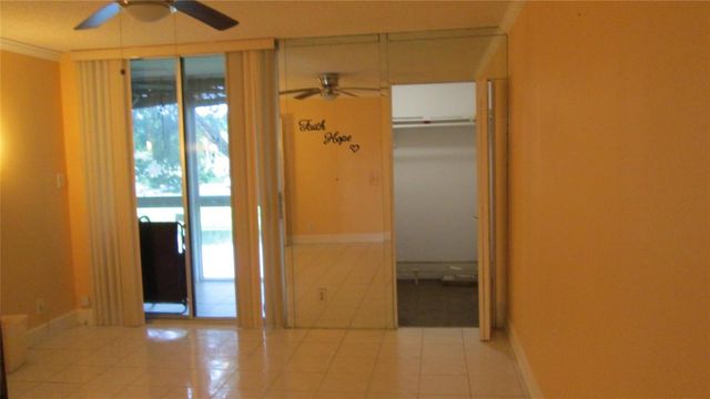 3321 NW 47th Terrace 223, Lauderdale Lakes, FL 33319
