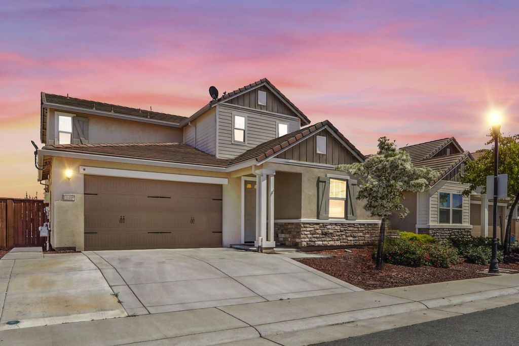 10409 Charles Morris Way, Elk Grove, CA 95757
