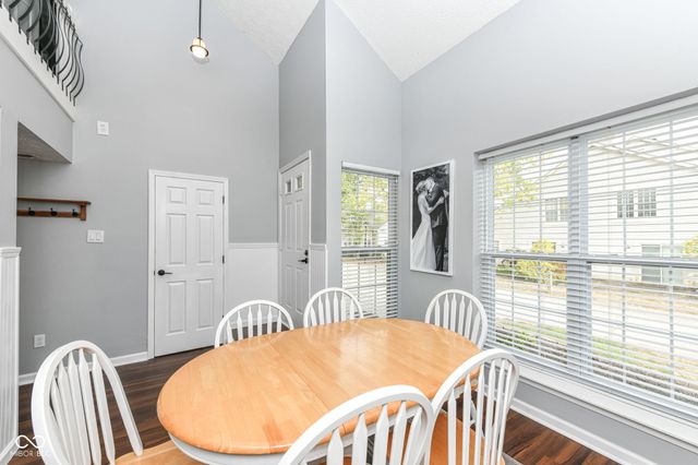 2502 Chaseway Court, Indianapolis, IN 46268