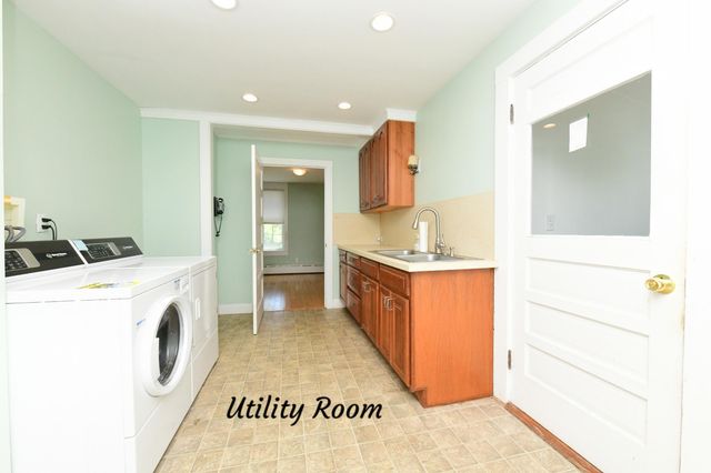 19 Lafayette Avenue, Buzzards Bay, MA 02532