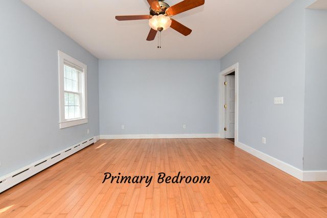 19 Lafayette Avenue, Buzzards Bay, MA 02532