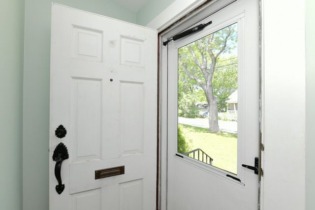 19 Lafayette Avenue, Buzzards Bay, MA 02532