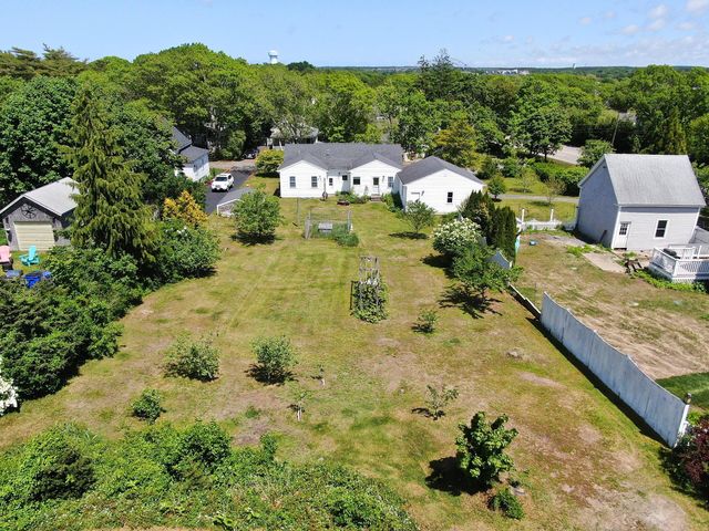 19 Lafayette Avenue, Buzzards Bay, MA 02532