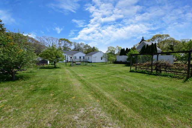 19 Lafayette Avenue, Buzzards Bay, MA 02532