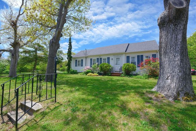 19 Lafayette Avenue, Buzzards Bay, MA 02532