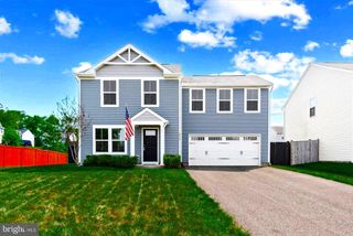 5035 GODWINS LANDING DR, Remington, VA 22734