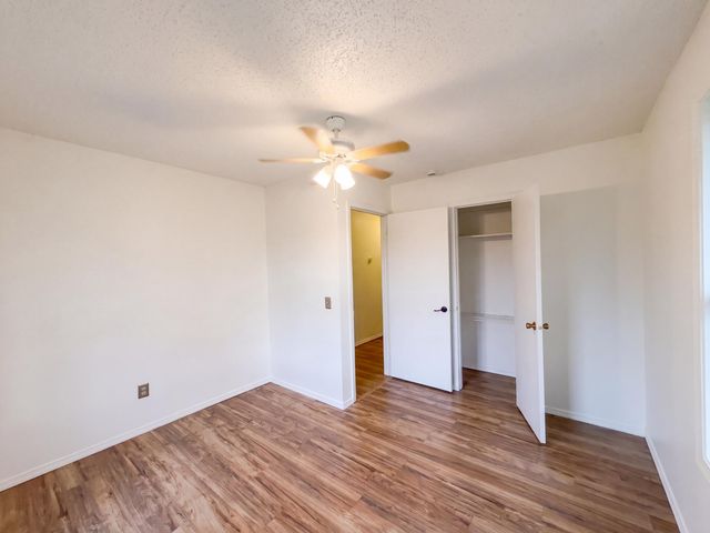 3372 S Western Avenue, Springfield, MO 65807