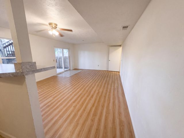3372 S Western Avenue, Springfield, MO 65807