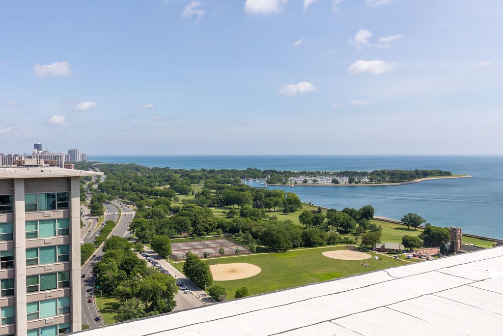 3600 N Lake Shore Drive 308, Chicago, IL 60613 — photo 2