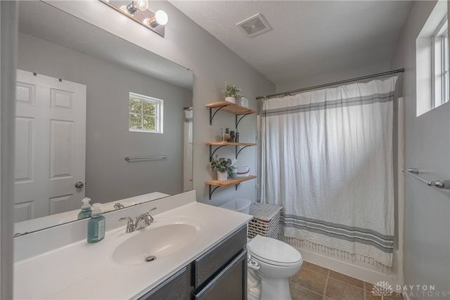 5060 Jessica Suzanne Drive, Morrow, OH 45152