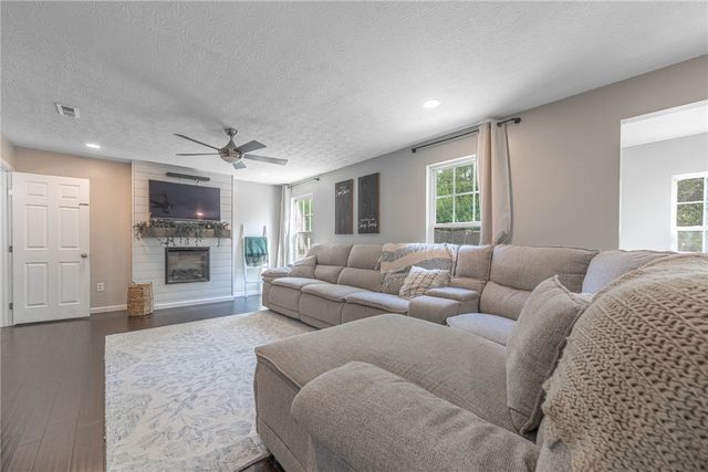 5060 Jessica Suzanne Drive, Morrow, OH 45152