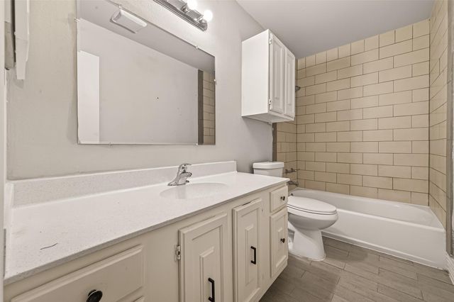 6631 Wanda Lane, Houston, TX 77074