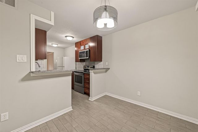 6631 Wanda Lane, Houston, TX 77074