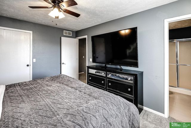 6703 N 110th Avenue, Omaha, NE 68164