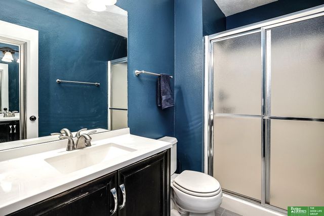 6703 N 110th Avenue, Omaha, NE 68164