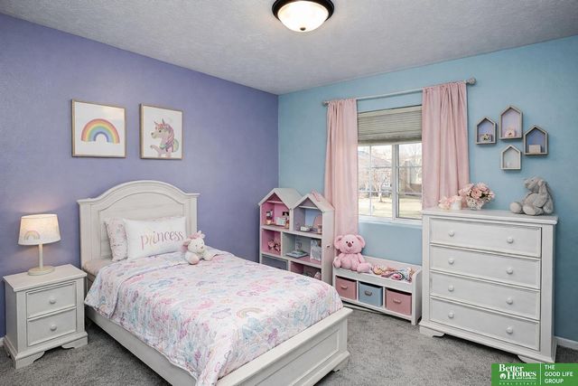 6703 N 110th Avenue, Omaha, NE 68164