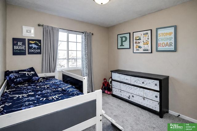 6703 N 110th Avenue, Omaha, NE 68164