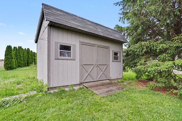 42 Millstone Circle, Pataskala, OH 43062