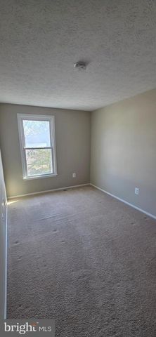 7886 MARIOAK DR, Elkridge, MD 21075