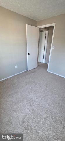 7886 MARIOAK DR, Elkridge, MD 21075