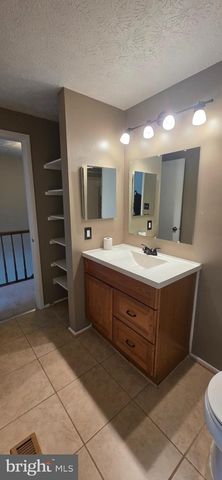 7886 MARIOAK DR, Elkridge, MD 21075