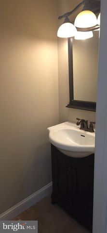 7886 MARIOAK DR, Elkridge, MD 21075