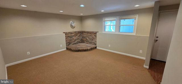 7886 MARIOAK DR, Elkridge, MD 21075