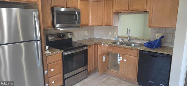 7886 MARIOAK DR, Elkridge, MD 21075