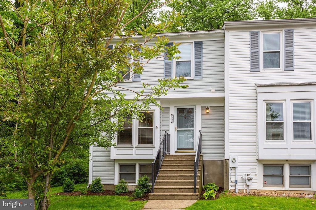 7886 MARIOAK DR, Elkridge, MD 21075