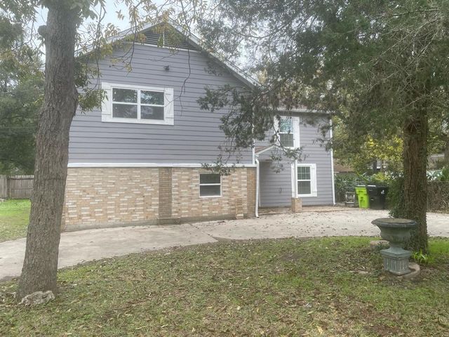 1311 Carlisle Street, Rosenberg, TX 77471
