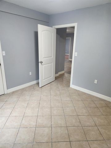 1311 Carlisle Street, Rosenberg, TX 77471