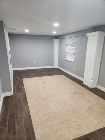 1311 Carlisle Street, Rosenberg, TX 77471