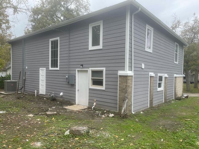 1311 Carlisle Street, Rosenberg, TX 77471