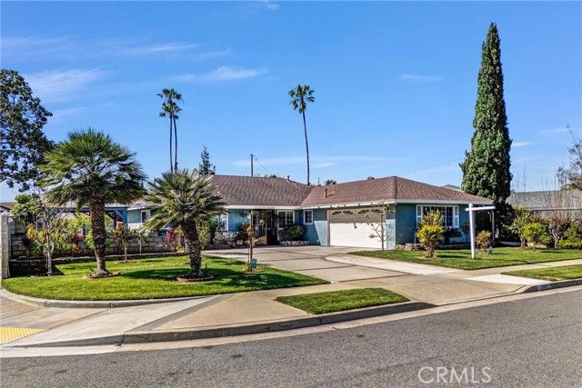 11584 Rosemary Avenue, Fountain Valley, CA 92708