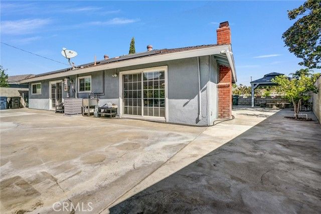 11584 Rosemary Avenue, Fountain Valley, CA 92708