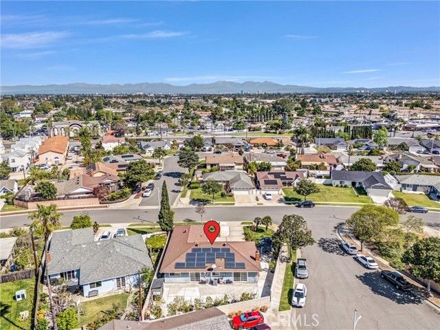 11584 Rosemary Avenue, Fountain Valley, CA 92708