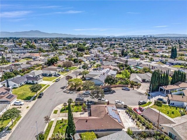 11584 Rosemary Avenue, Fountain Valley, CA 92708