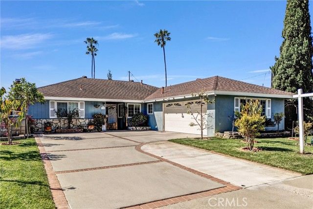 11584 Rosemary Avenue, Fountain Valley, CA 92708
