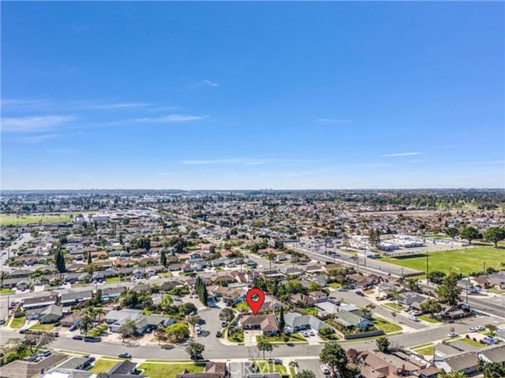 11584 Rosemary Avenue, Fountain Valley, CA 92708