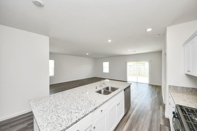 10307 Malta Trace Drive, Rosharon, TX 77583