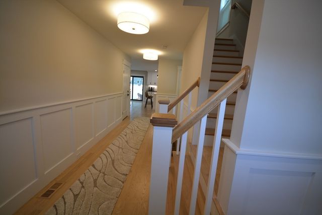 361 Salem St. 2, Wakefield, MA 01880
