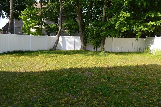 361 Salem St. 2, Wakefield, MA 01880